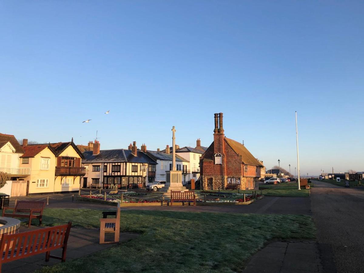 The Lapwing, Aldeburgh Villa Exterior photo