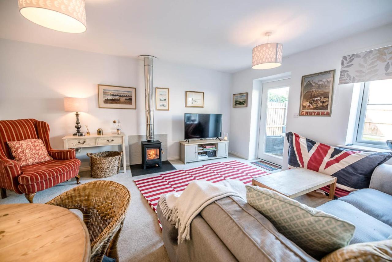 The Lapwing, Aldeburgh Villa Exterior photo